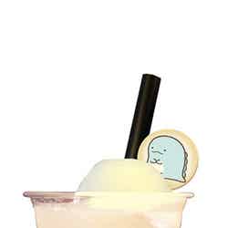 渋谷店・表参道店/とかげとたぴおかの「ぷにぷにしてね」カラフルフロート(695 円(税抜))(C)2015 San-X Co.,Ltd.All Rights Reserved.