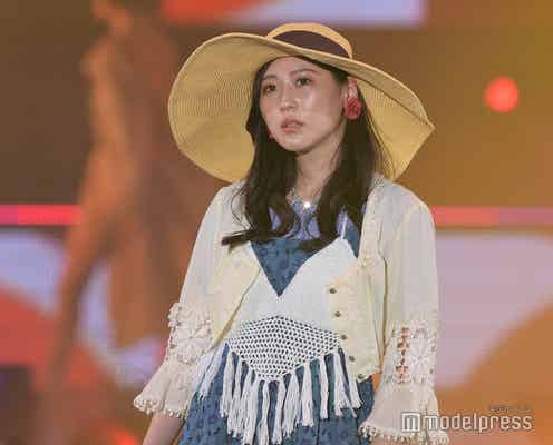 西野未姫、スカートなびかせランウェイ登場 可憐な魅力放つ<GirlsAward 2023 S/S>