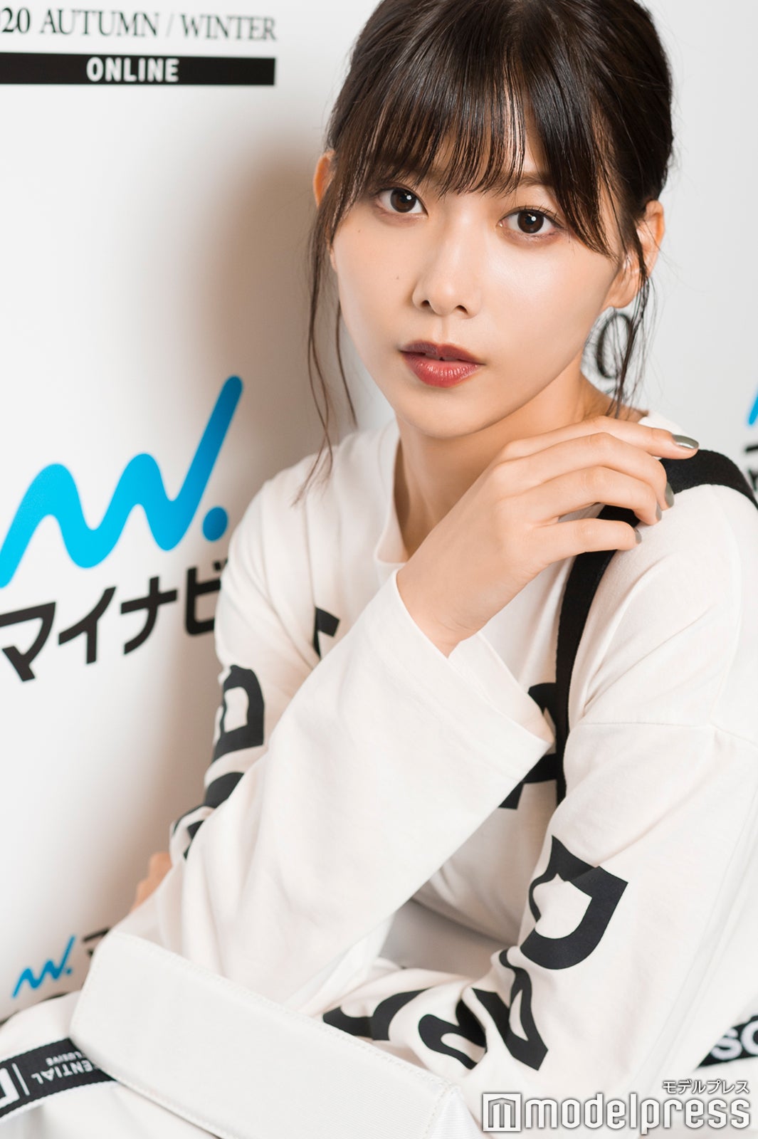 渡邉理佐（C）モデルプレス