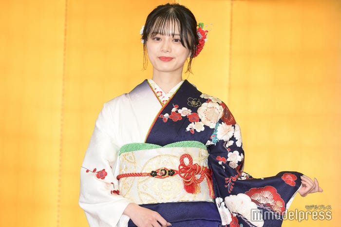 紺野彩夏(C)モデルプレス