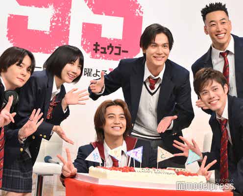 キンプリ高橋海人、25歳誕生日前日にサプライズ 関口メンディーからの“おメンディー”に喜び<95>