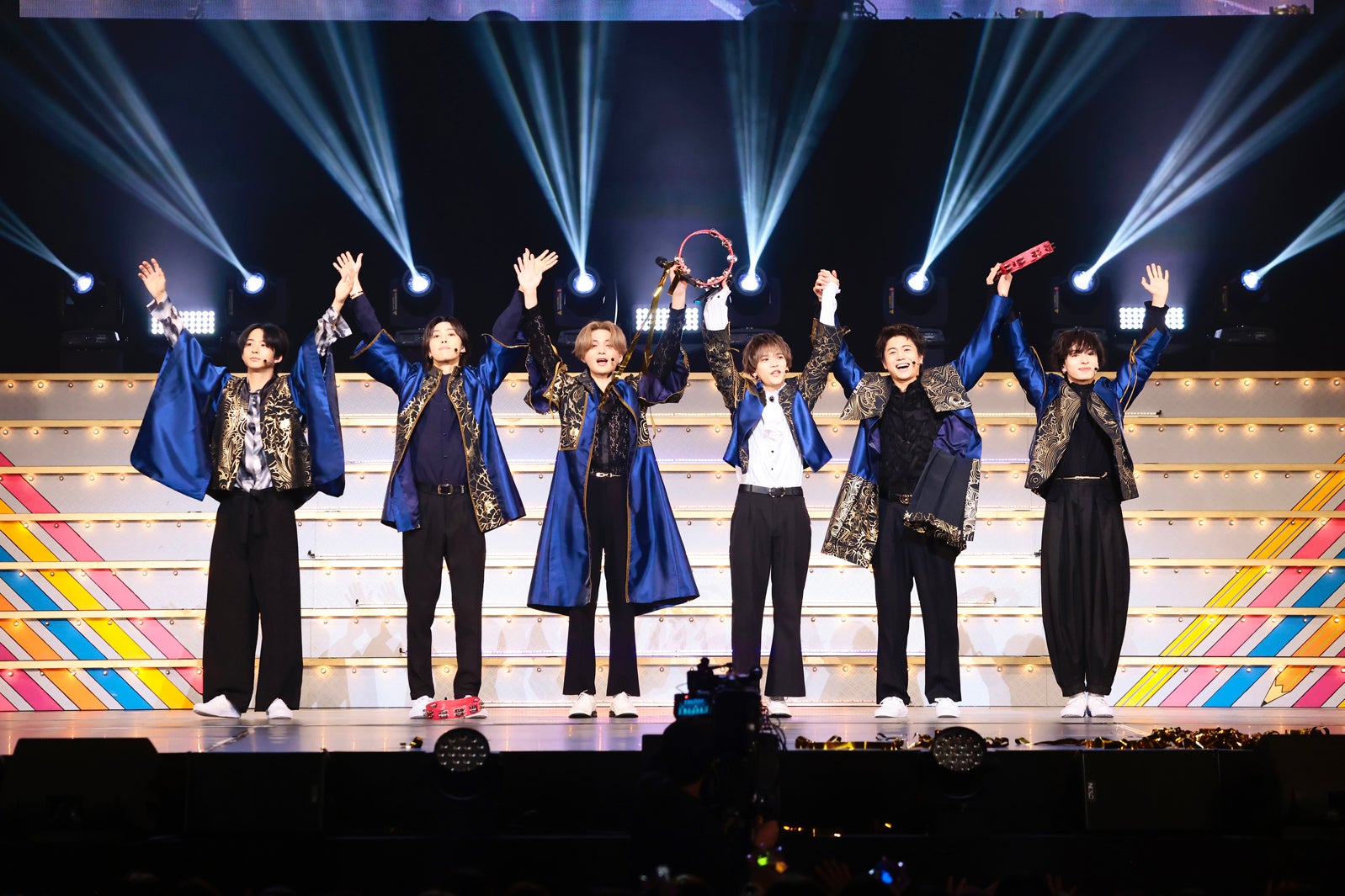 FANTASTICS、アドリブ・隠し芸・名曲披露「BACK TO THE MEMORIES PART4」6都市29公演完走