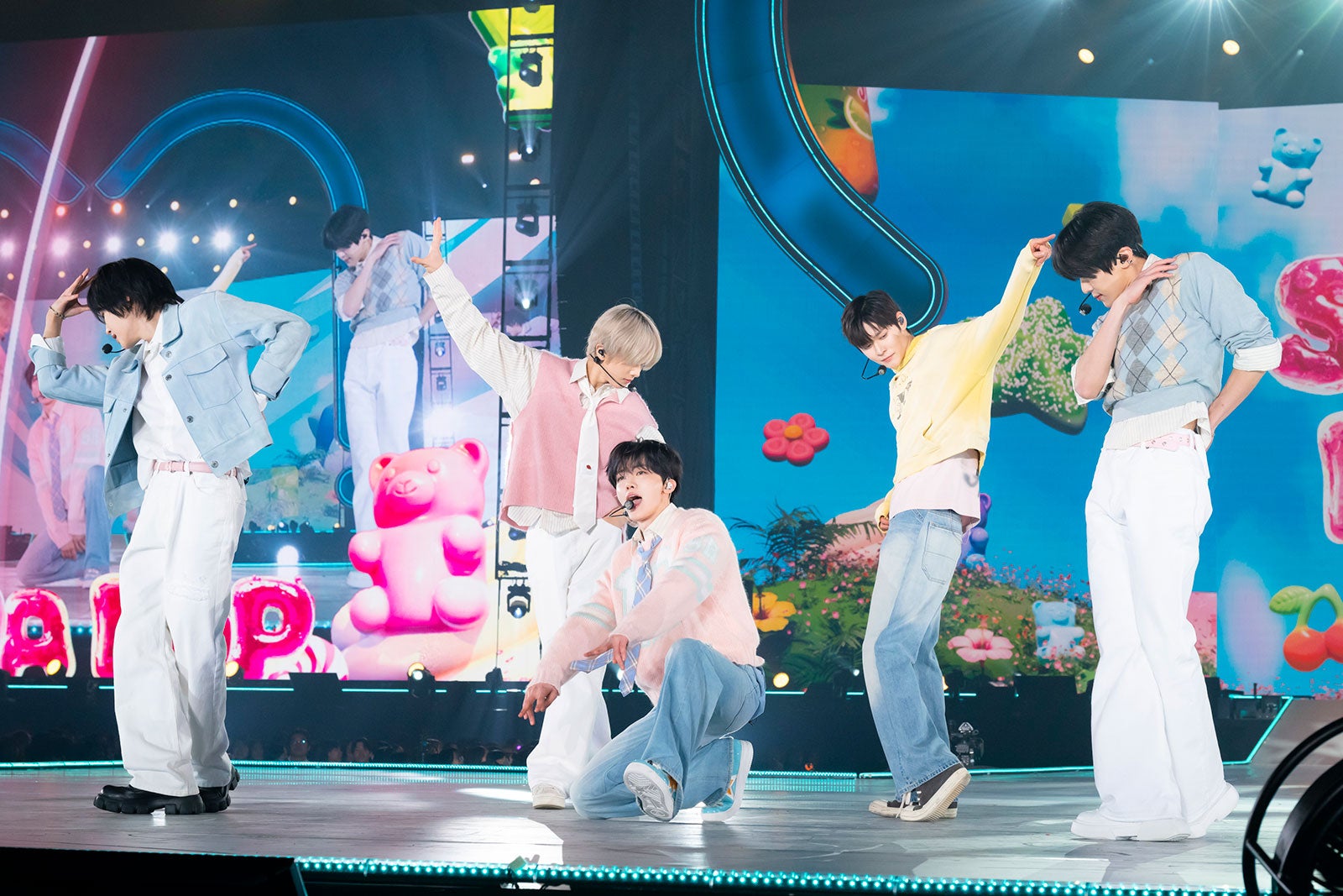 ウォンビン、チソン、ジェミン、ウンソク、シオン／撮影：田中聖太郎写真事務所