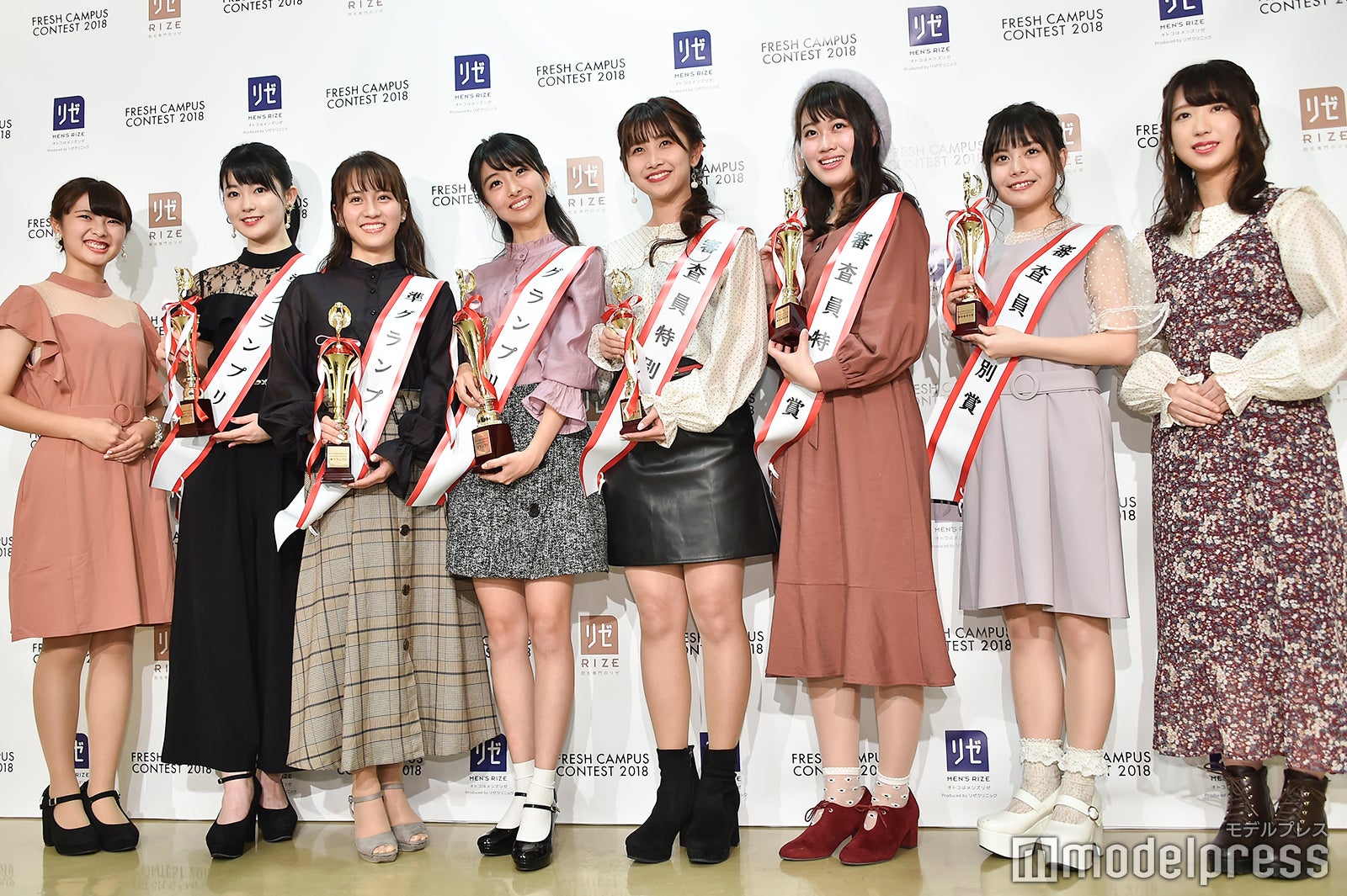 （C）モデルプレス