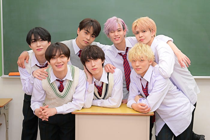 OCTPATH(左上から時計回りに)高橋わたる、海帆、小堀柊、栗田航兵、古瀬直輝、四谷真佑、太田駿静(C)TBSチャンネル