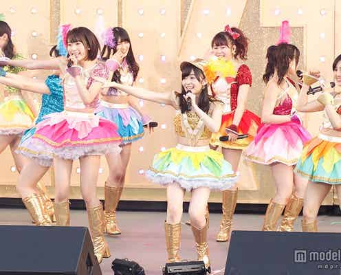 HKT48、初の沖縄で涙&笑顔の全力パフォーマンス サプライズ&新曲初披露も<セットリスト>