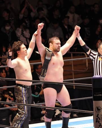 また魅せた！ウルフアロン、体落とし→腕ひしぎ十字固めでデビュー5連勝「引き出しは無限大にある」2.11防衛戦の成田蓮から裏で襲撃され怒号も