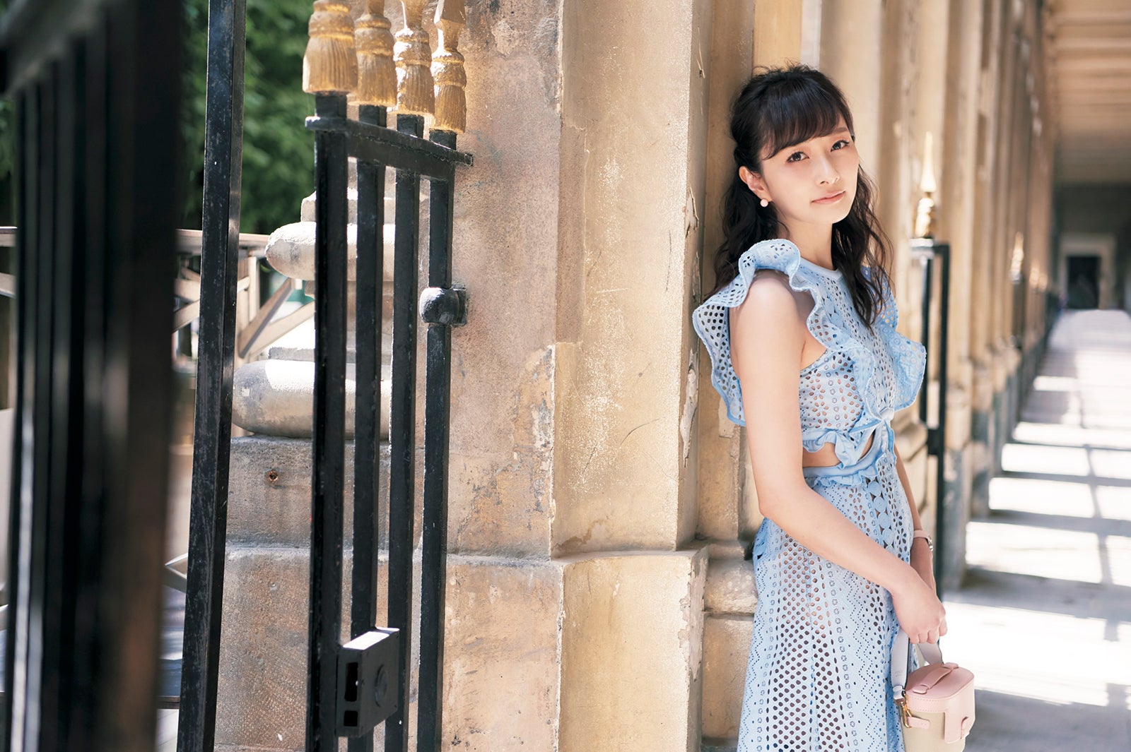 石井美保／「大人美論」（宝島社）より