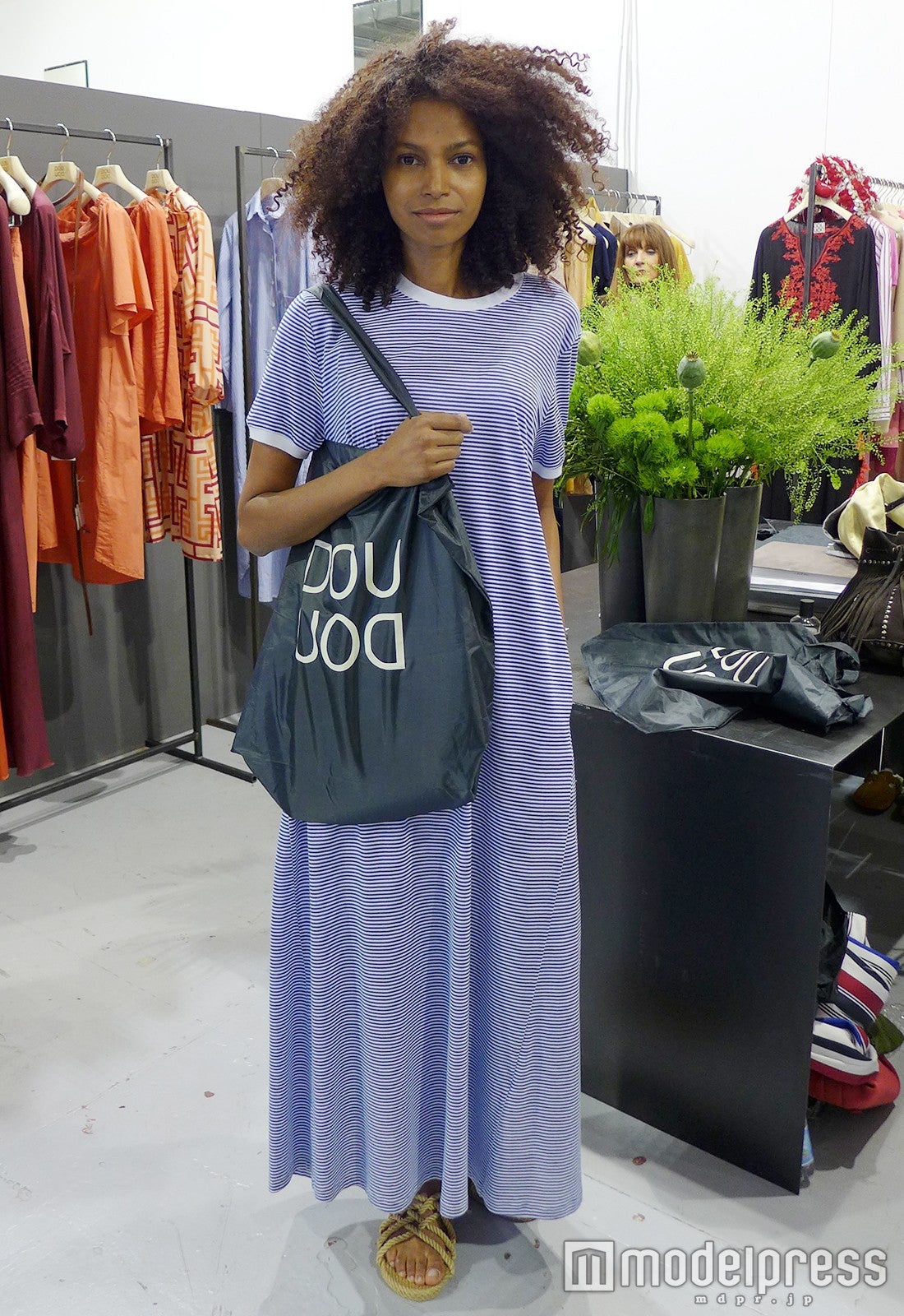 スナップ（C）モデルプレス