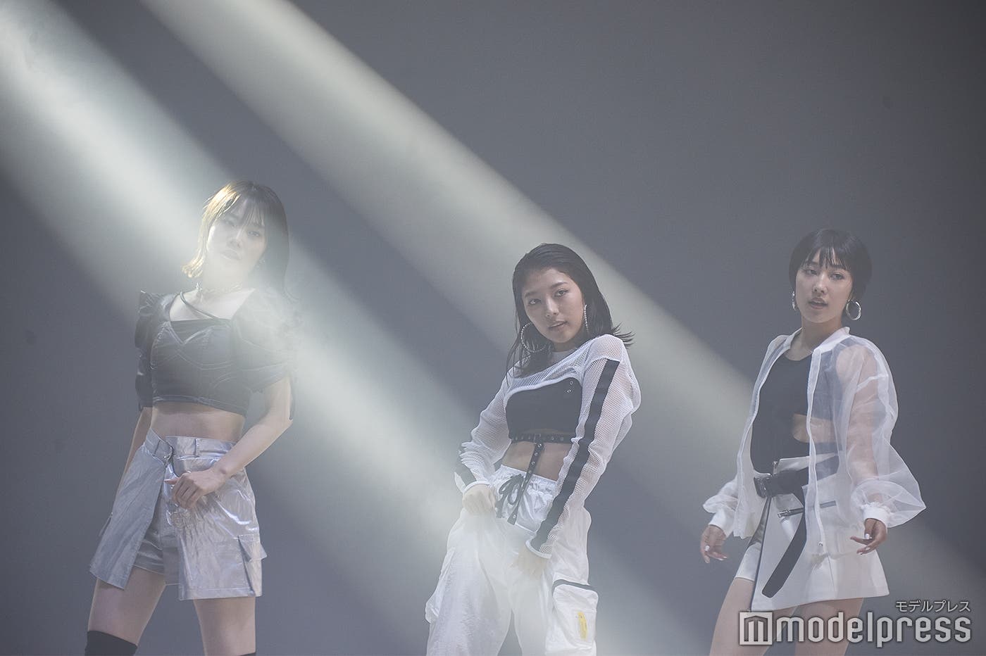 MV撮影中の様子(C)モデルプレス