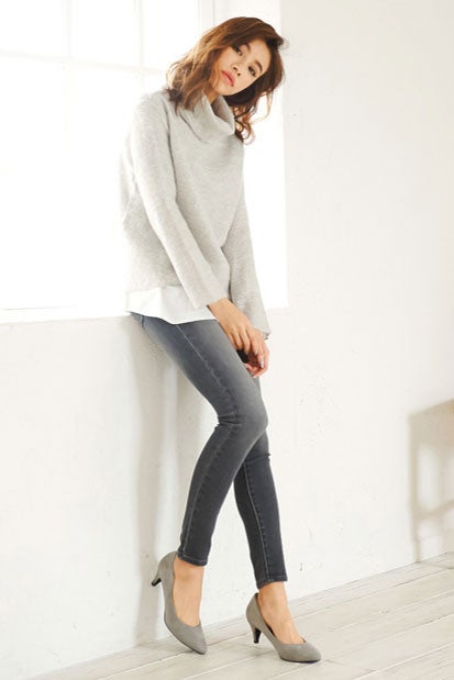 シャツ切り替えタートルネックトップス「Re:EDIT by GALSTAR」2,998円（税込）／画像提供：Re:EDIT by GALSTAR