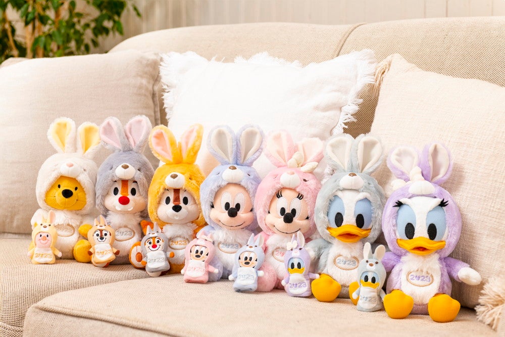 ぬいぐるみ各3,200円（C）DisneyBased on the “Winnie the Pooh” works by A.A. Milne and E.H. Shepard.