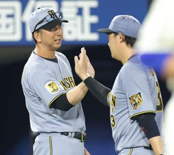 阪神・藤川監督 「一人の後輩としてうれしい。これから高橋のすごさと中田さんのすごさがリンク」【一問一答】