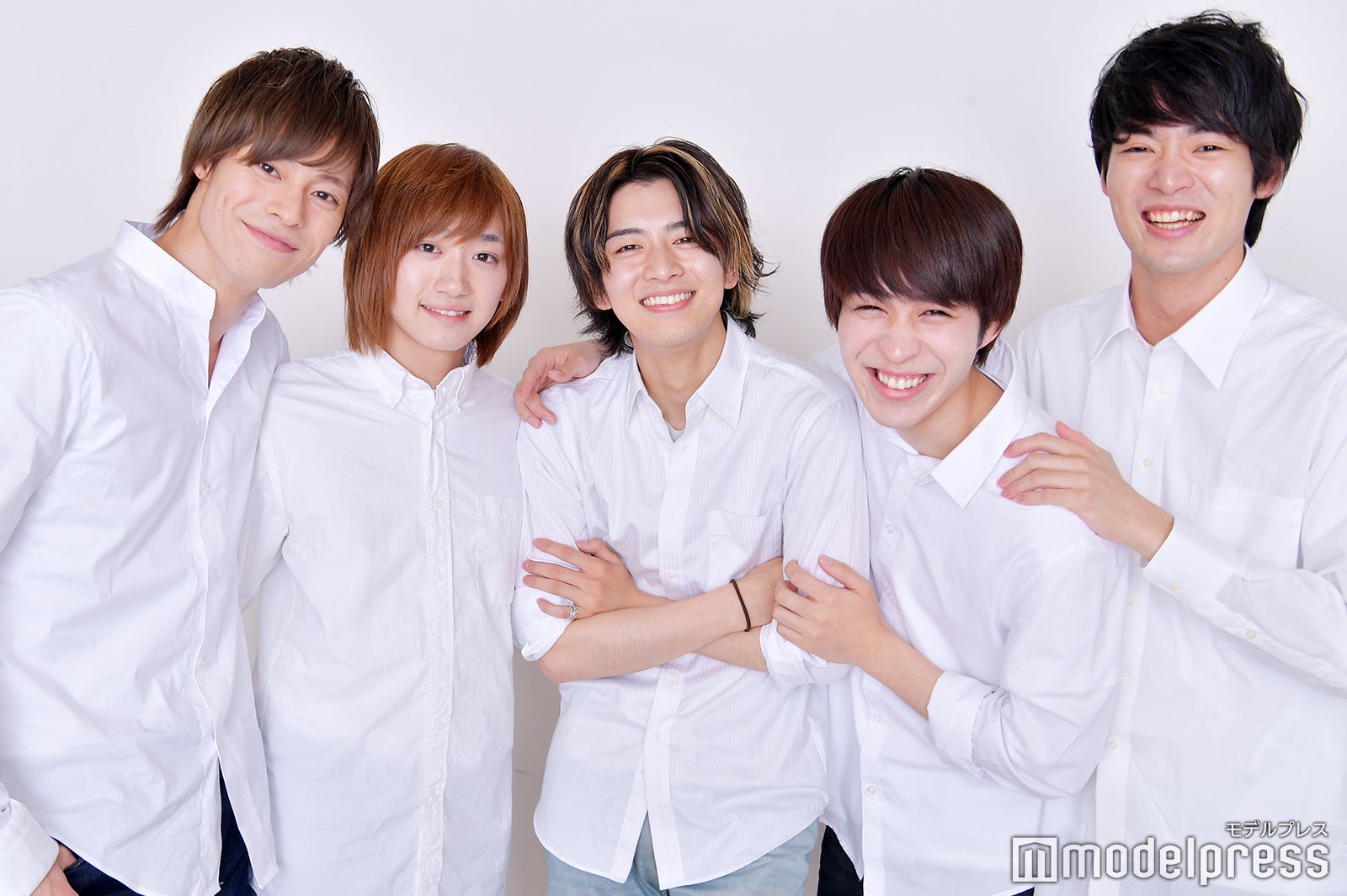 宇野結也、定本楓馬、飯島寛騎、西銘駿、村上由歩 （C）モデルプレス