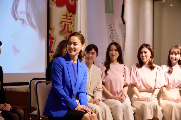 小田茜ら(提供写真)