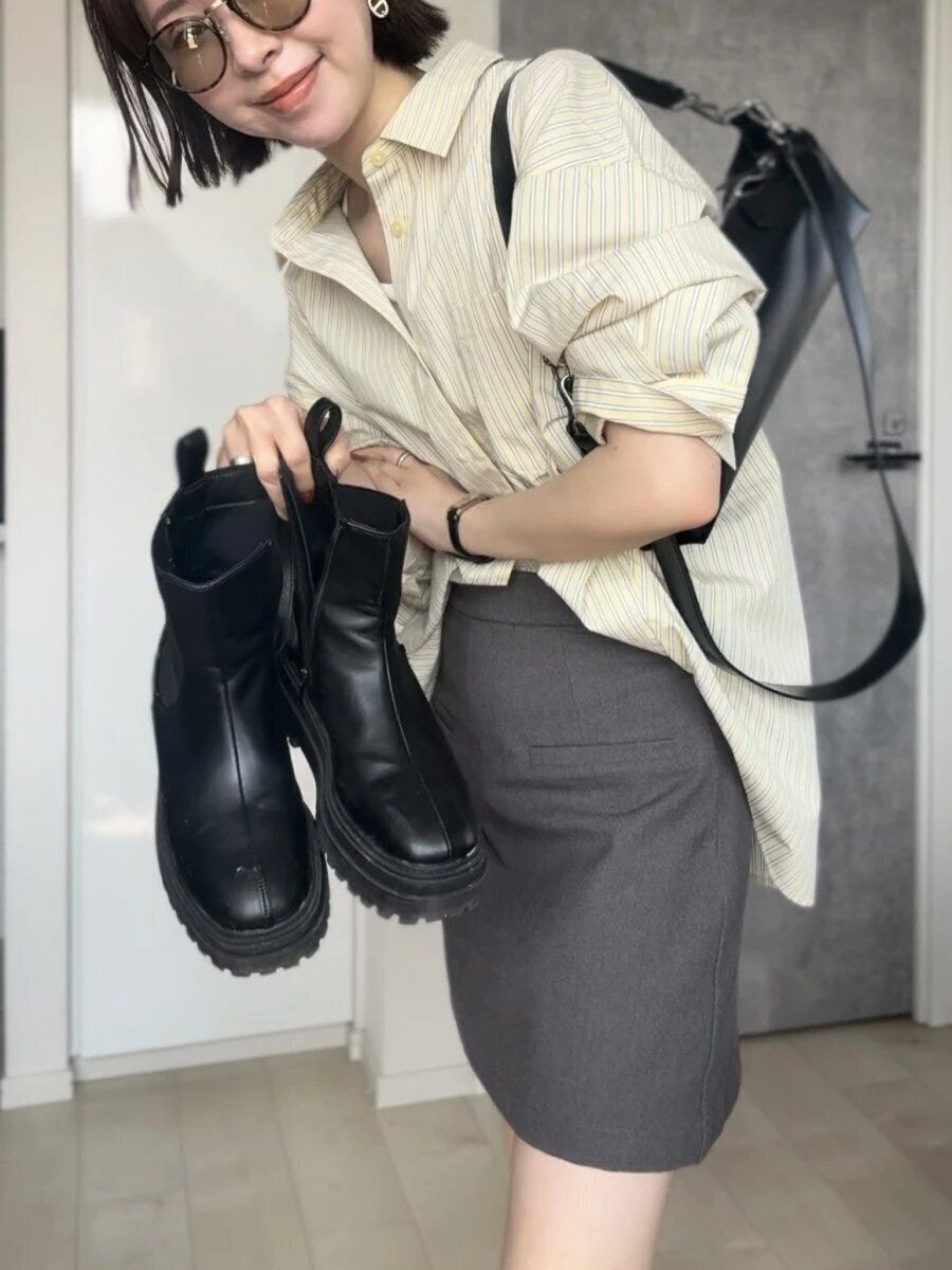 guドルマンスリーブストライプシャツイエローミニスカートコーデ