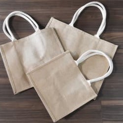 無印良品の爆売れジュートバッグを使ってみた!