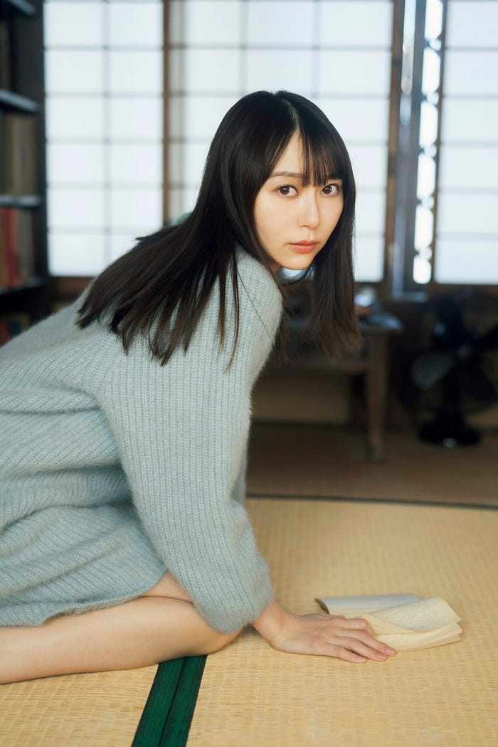 弓木奈於(C)YOROKOBI、光文社