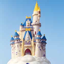シンデレラ城をモチーフとした熱気球（平成5年4月15日） （C）Disney