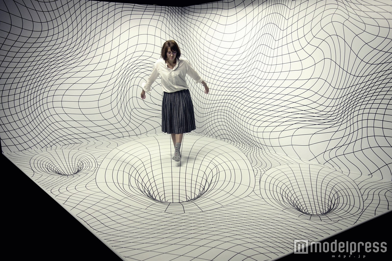 白黒の部屋／画像提供：横浜大世界