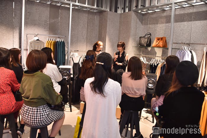 トークショーの様子 (C)モデルプレス