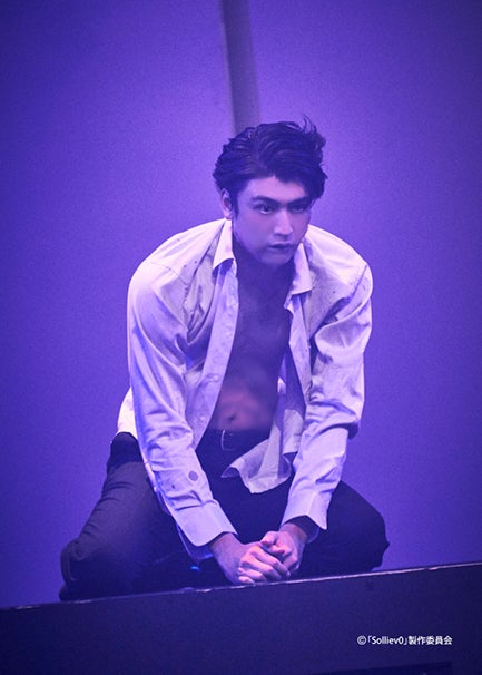 舞台「Solliev0」場面カットより（C）「Solliev0」製作委員会