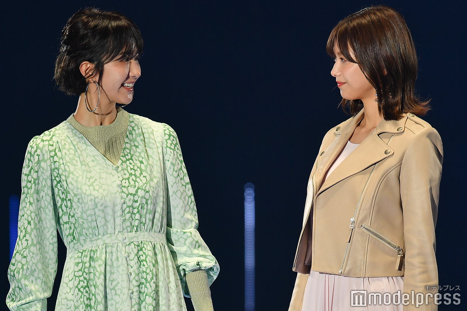 土生瑞穂、渡邉理佐（C）モデルプレス