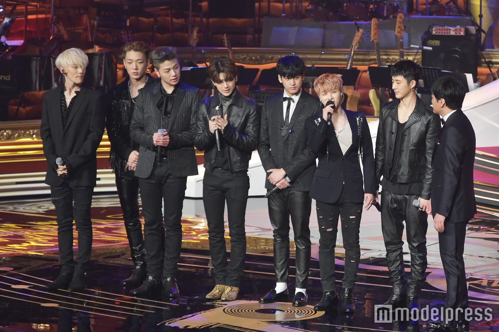 iKON（C）モデルプレス