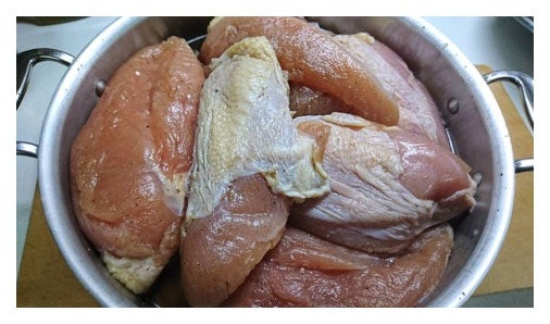 “手作りの燻製”レシピを披露／稲垣吾郎オフィシャルブログ（Ameba）より