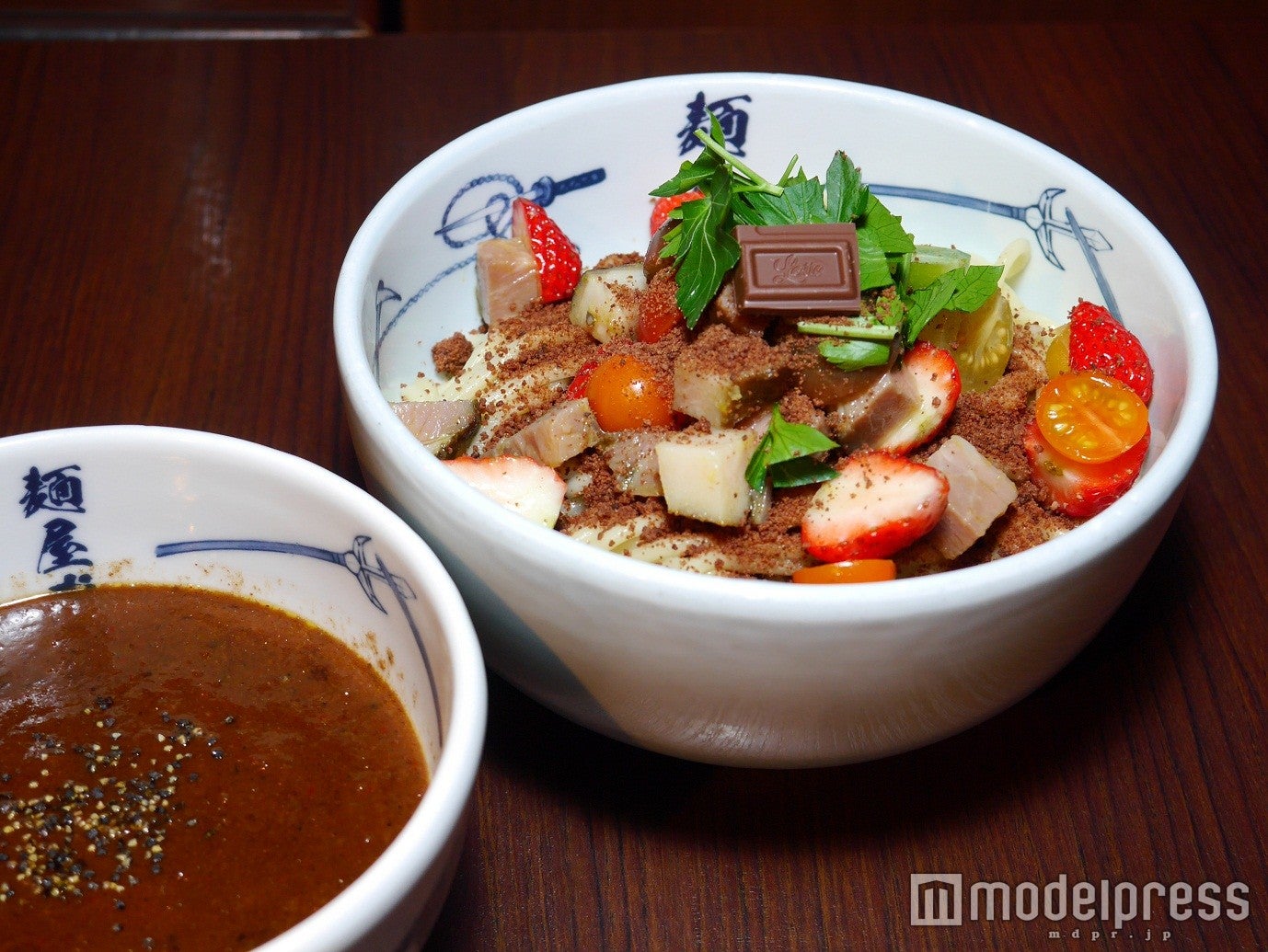 「麺屋武蔵」の“チョコつけ麺”がすごい…板チョコ1枚半の濃厚な味わい