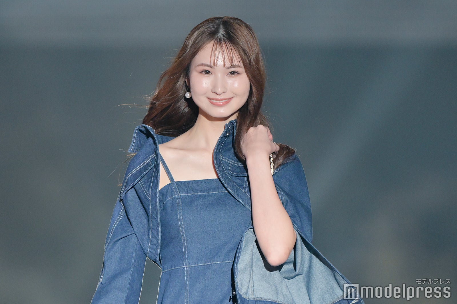 鈴木梨恩（C）モデルプレス