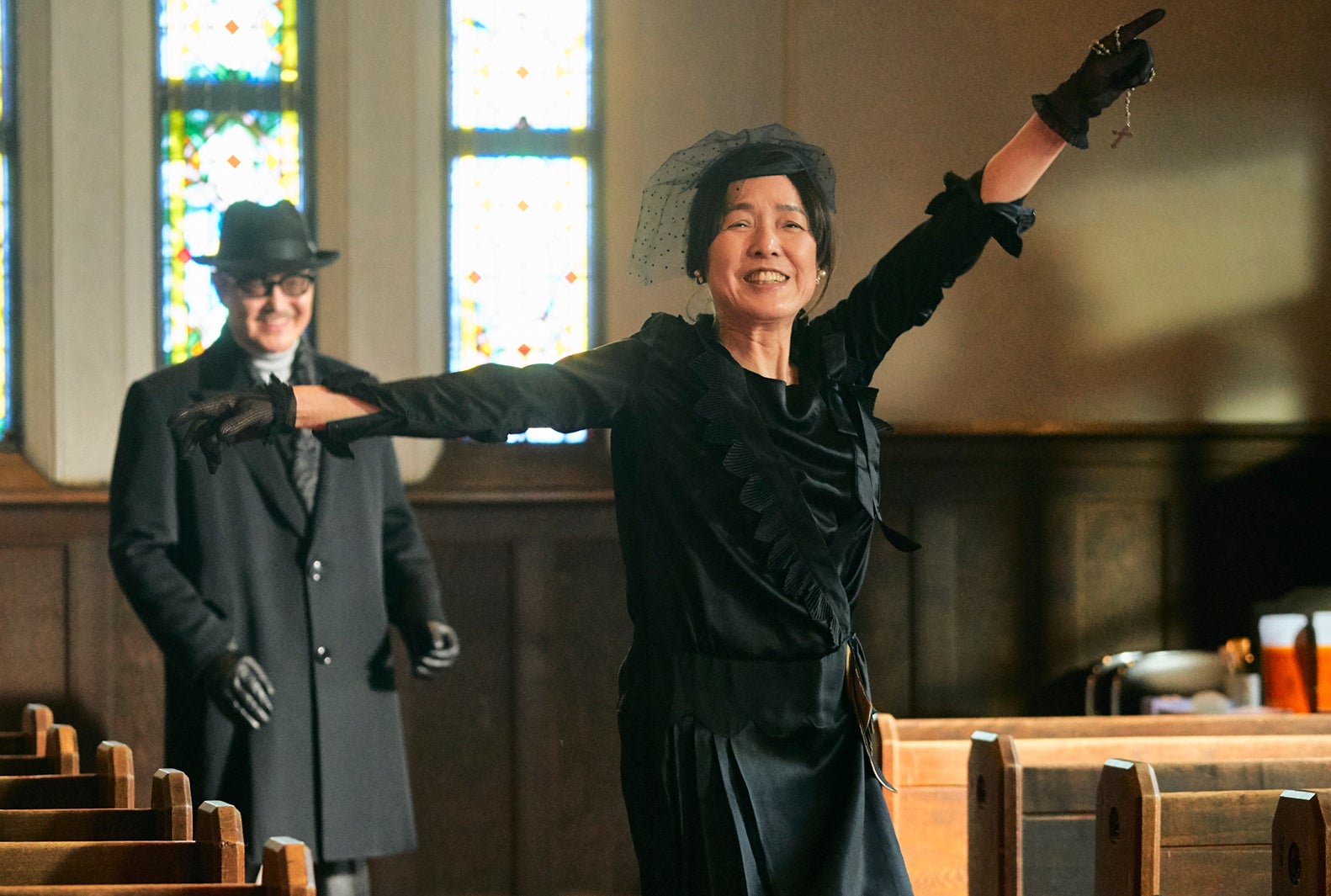 石橋蓮司、桃井かおり（C）2019「一度も撃ってません」フィルムパートナーズ