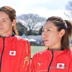 （左から）内藤夏紀選手、永井友理選手（C）モデルプレス