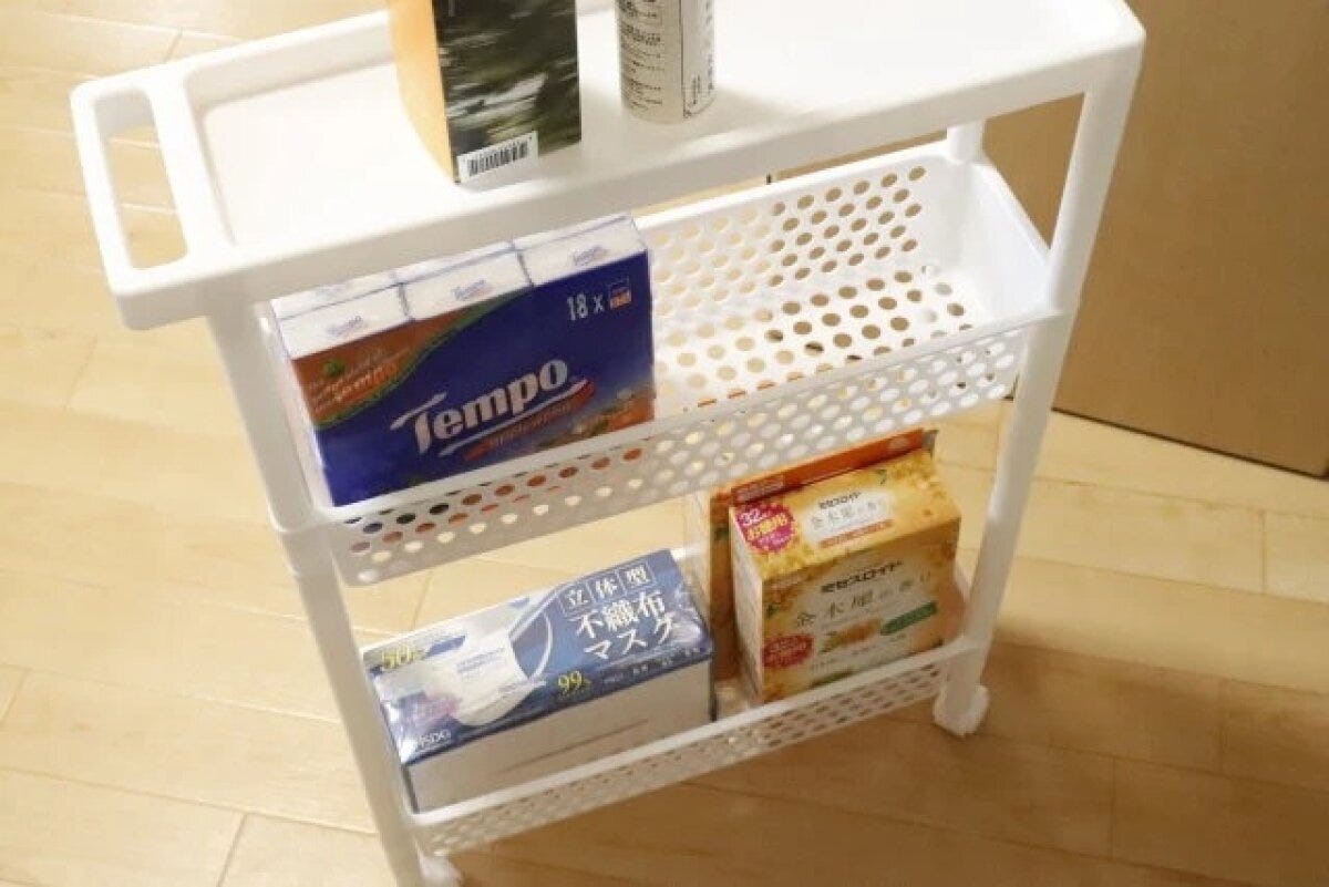 ダイソー　組み立て式ラック（3段、スリムタイプ）