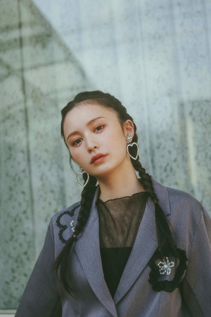 山本望叶「and MIKANA vol.01」（DONUTS）