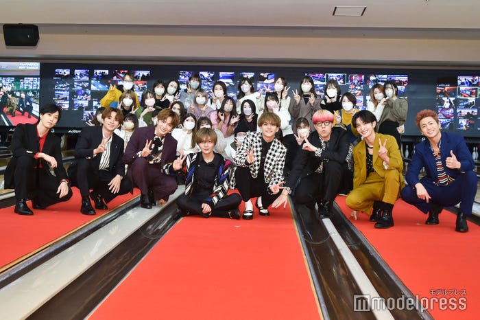 FANTASTICS from EXILE TRIBE /(左から)堀夏喜、澤本夏輝、佐藤大樹、八木勇征、中島颯太、世界、木村慧人、瀬口黎弥(C)モデルプレス