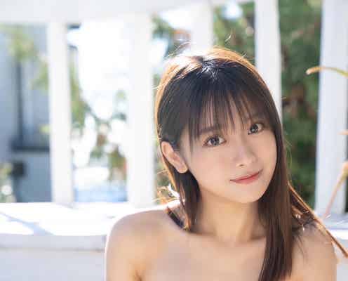 まるぴ、チューブトップ水着姿で美スタイル際立つ