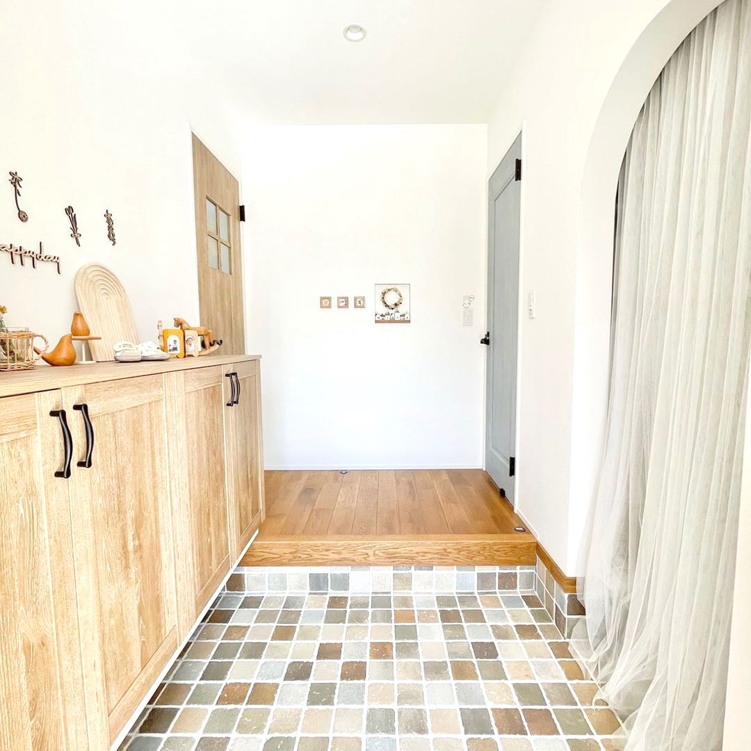 風水的におすすめな玄関のインテリア実例って 運気アップのヒントをまとめました モデルプレス