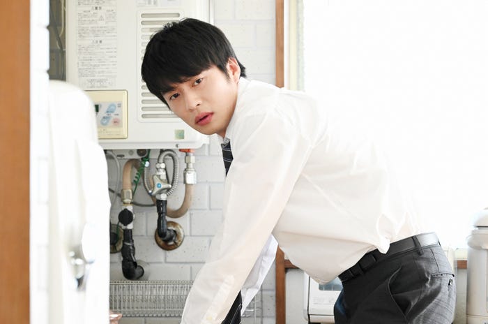 田中圭/「シロでもクロでもない世界で、パンダは笑う。」第4話より(C)日本テレビ