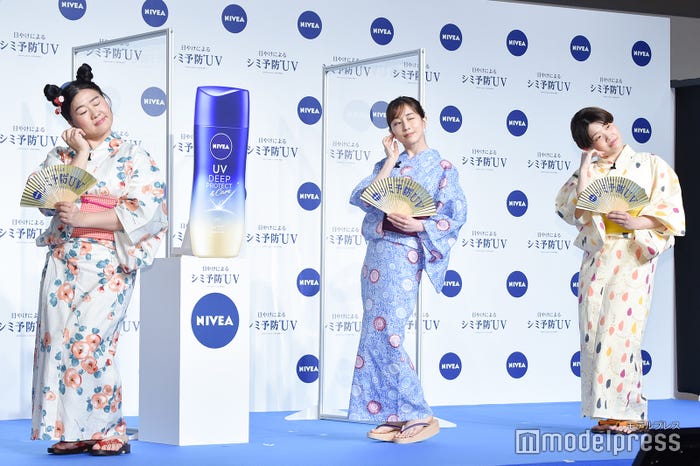 よしこ、田中みな実、まひる(C)モデルプレス