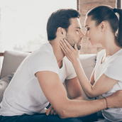 好きな人に冷たくするのは実際にアリ 女性が優位に立てる恋愛心理テク3選 モデルプレス 好きな人に冷たくするのは実際にアリ 女性が優位に立てる恋愛心理テク3選 モデルプレス