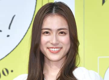 夫は五輪メダリスト 元TBSアナの笹川友里が投稿の夫婦2ショットに反響「お着物お似合い」「おしどり夫婦」