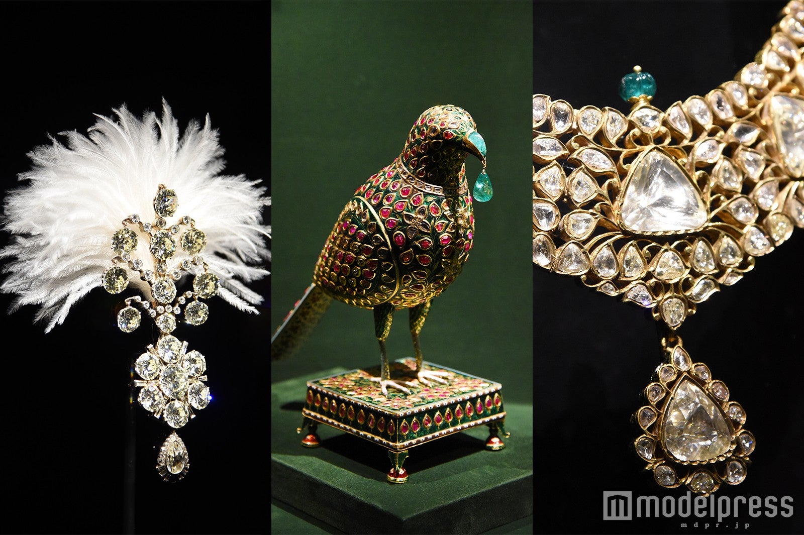 （左から）ターバン飾り、オウムの飾り、ハイデラバード君主のネックレス（C）モデルプレス