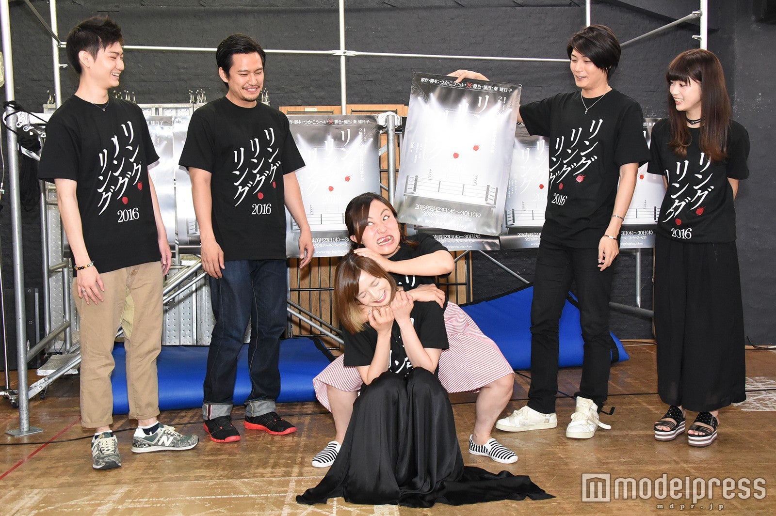 （中央）キンタロー。、芹那（C）モデルプレス