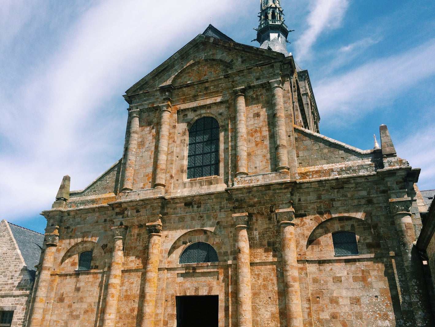 画像提供：所属事務所