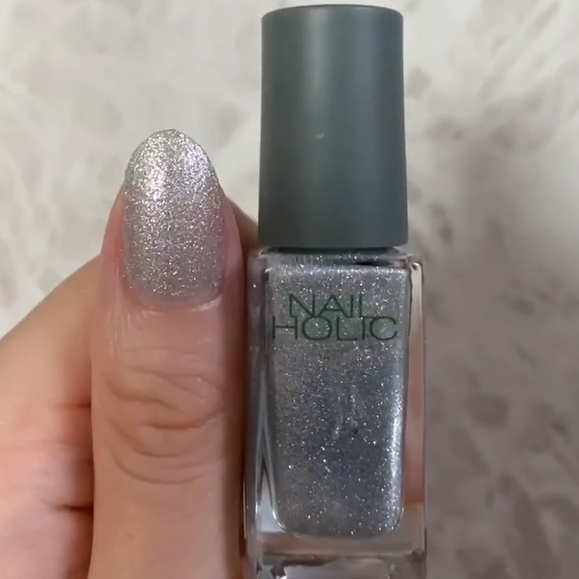 NAILHOLIC限定色リミテッドカラー
