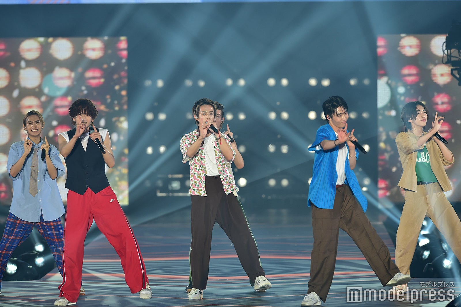 WATWING（C）モデルプレス