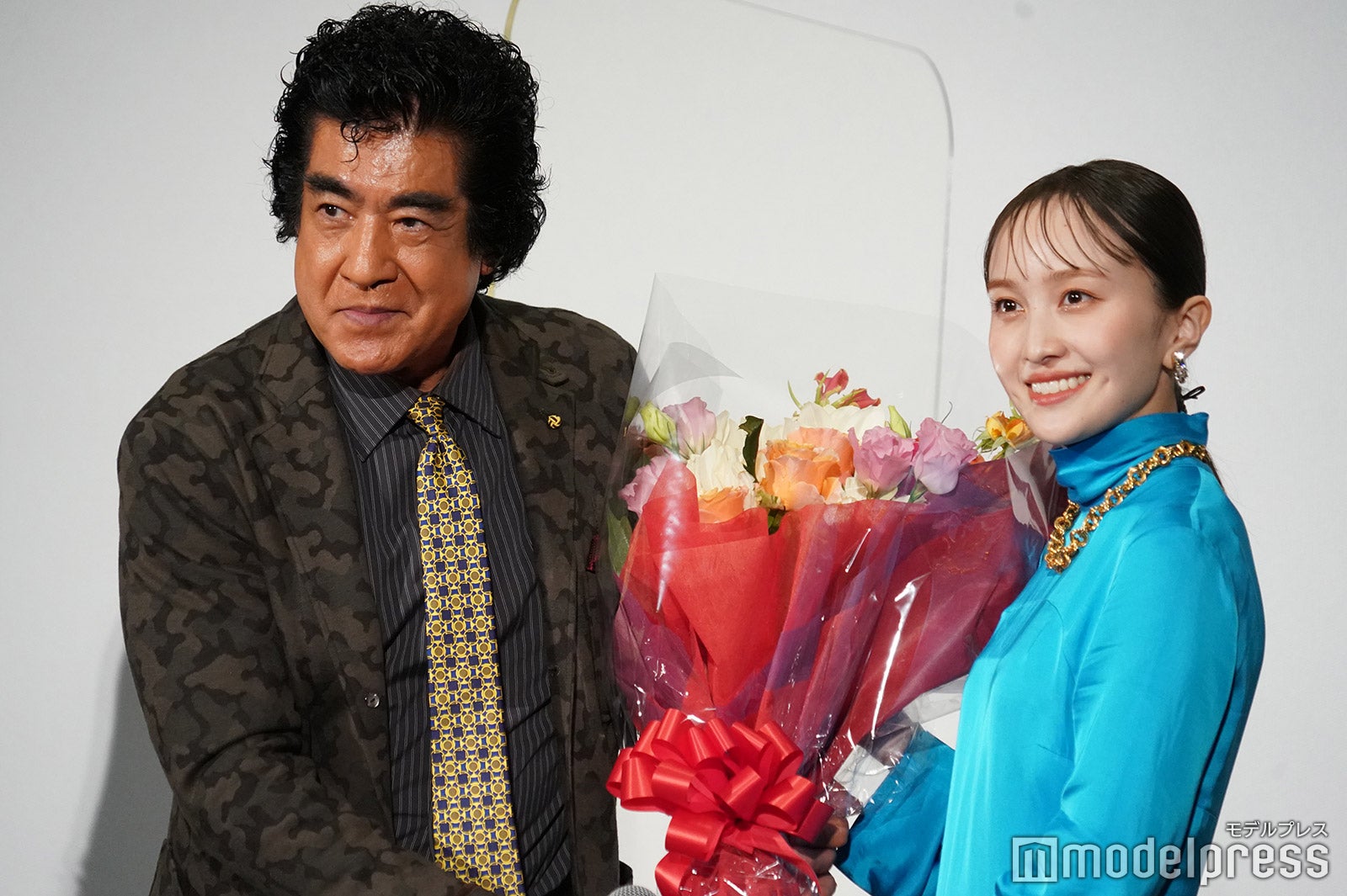 藤岡弘、、百田夏菜子（C）モデルプレス