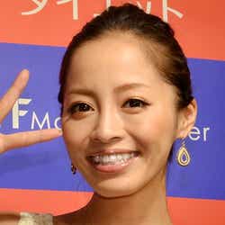小森純 夫との不仲説を一蹴 変わった モデルプレス