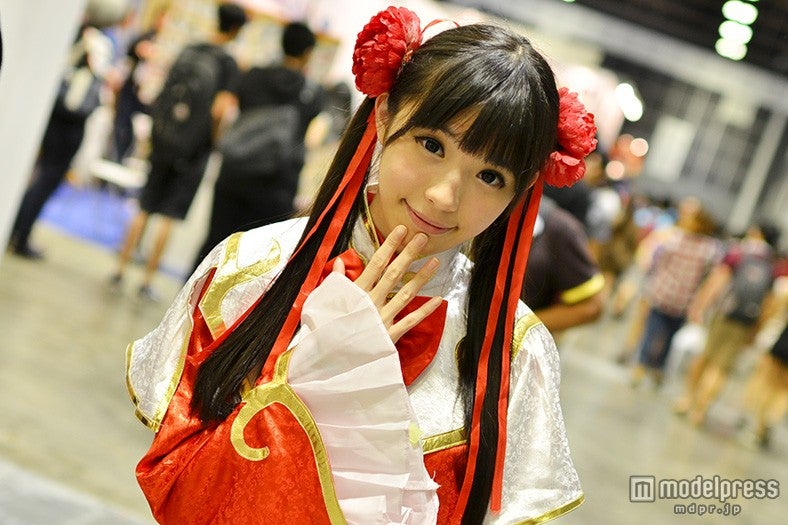 会場はコスプレイヤーで賑わう